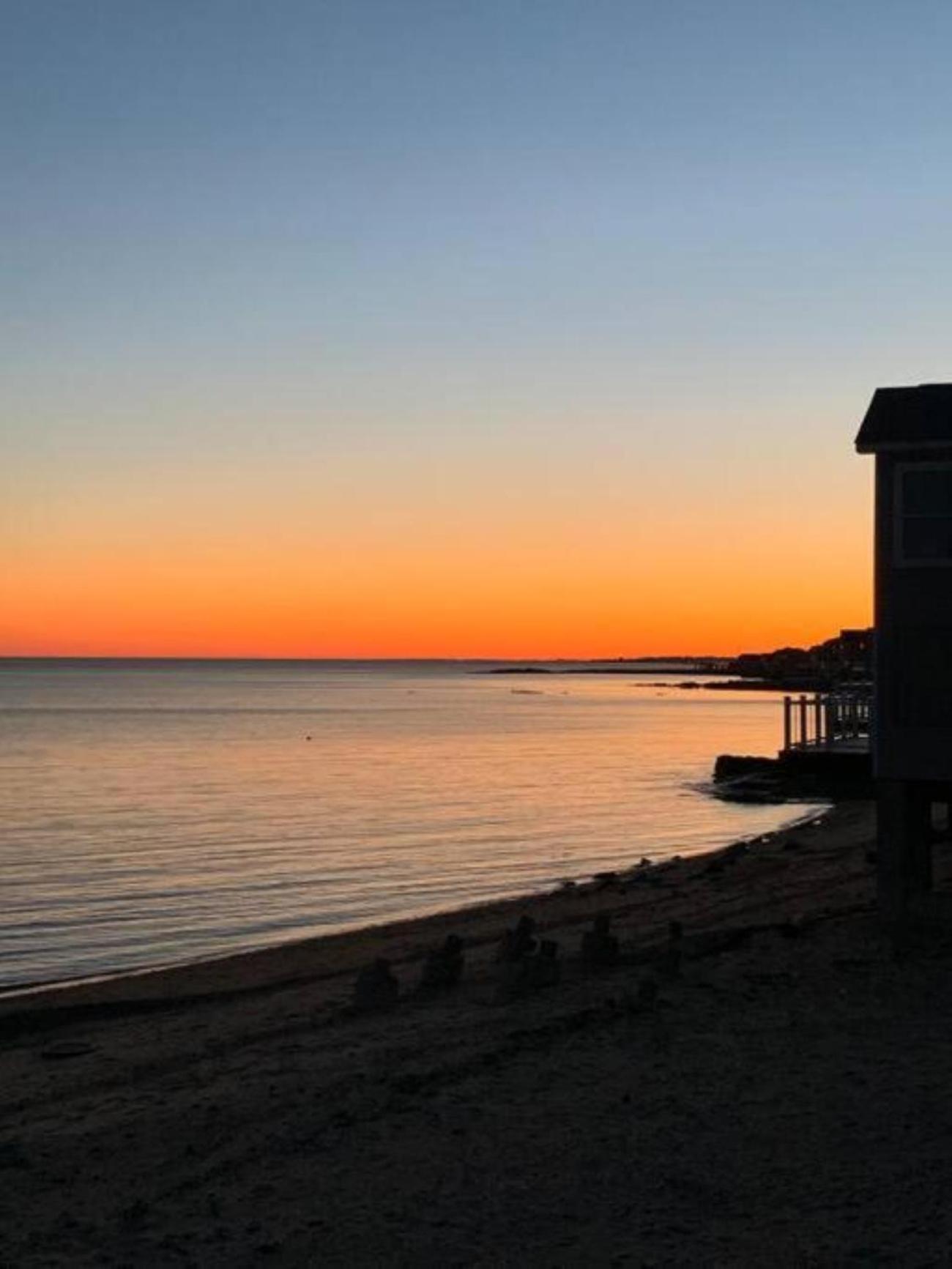 Cozy Beach - Direct Waterfront! East Haven Exterior photo