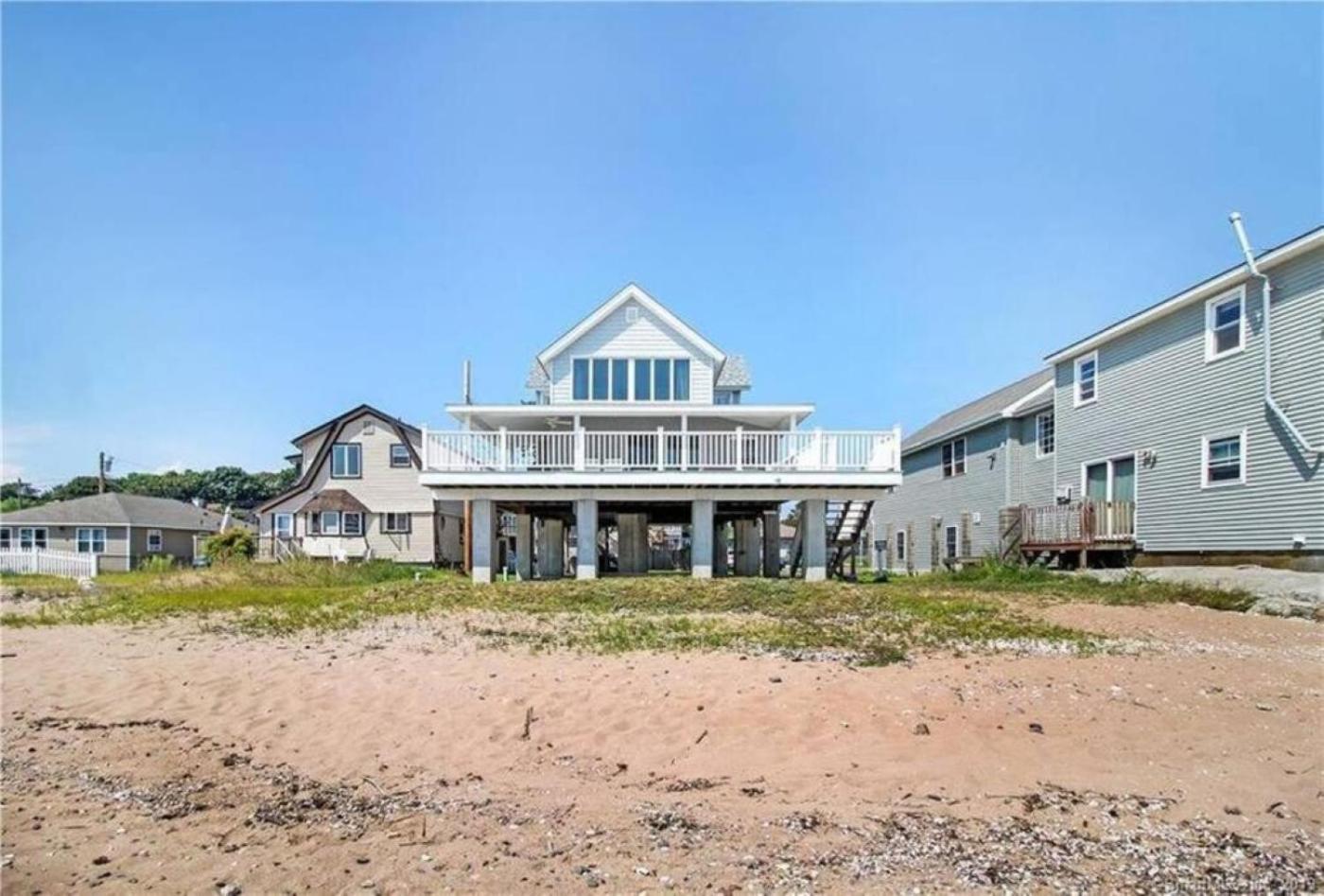 Cozy Beach - Direct Waterfront! East Haven Exterior photo